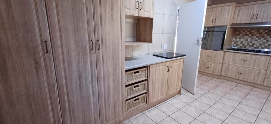 To Let 3 Bedroom Property for Rent in Panorama Free State